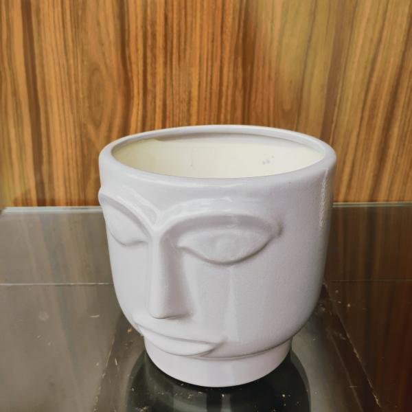 Grey Women Shade Ceramic Pot