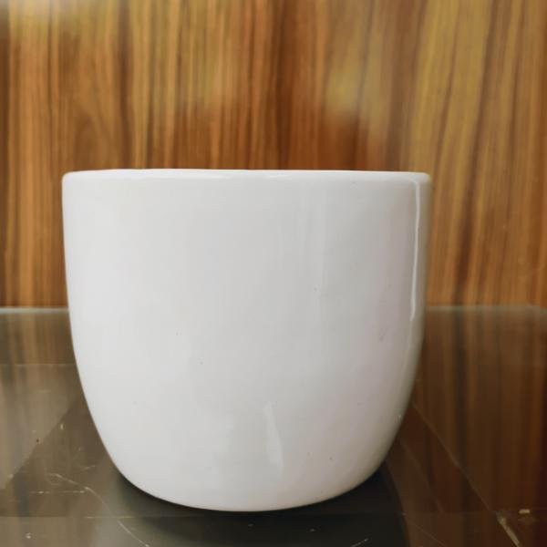 White ceramic pot